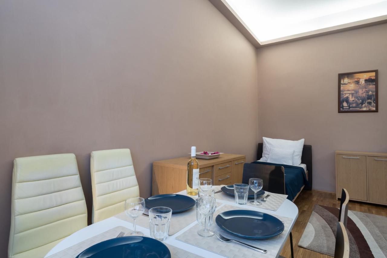 Kiraly Central Apartment With Free Parking And Ac Budapeste Exterior foto